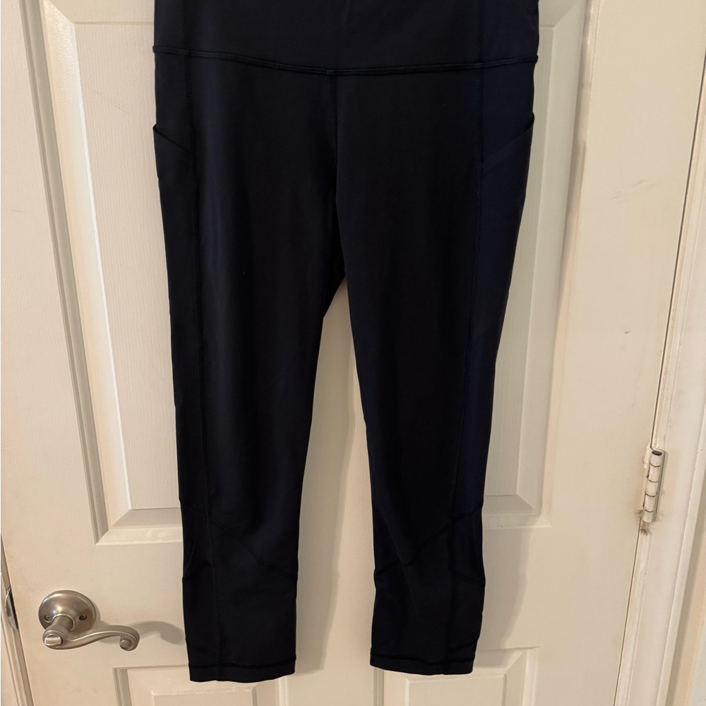 Lululemon Athletica Black Cropped Ankle Pants